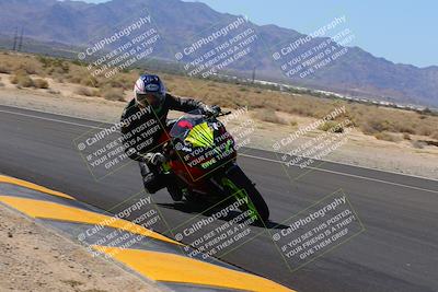 media/Oct-08-2022-SoCal Trackdays (Sat) [[1fc3beec89]]/Turn 16 Inside (1130am)/